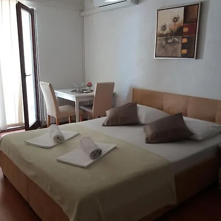 House Bilic Apartment Baska Voda Exterior photo