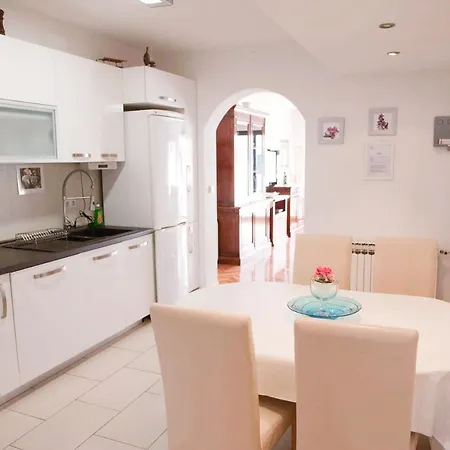 House Bilic Apartment Baska Voda Exterior photo
